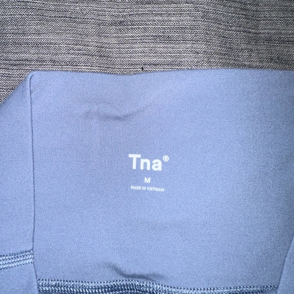 TnaBUTTER Hi-Rise 7” Short - Picture 2 of 2